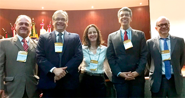 Esquerda: Dr. Guilherme Diefenthaeler, Dr. Luiz Paulo Araújo, Drª Simone Schreiber, Dr. Guilherme Calmon e Dr. Guilherme Couto